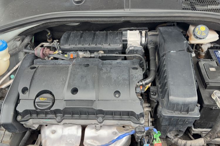 Used Citroen C3-XR 2015 1.6L Automatic Pioneer Model Engine Bay