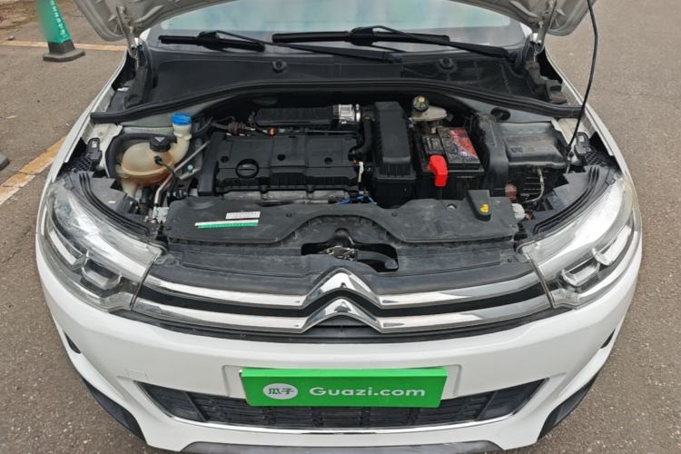 Used Citroen C3-XR 2015 1.6L Automatic Fashion Model Engine Bay