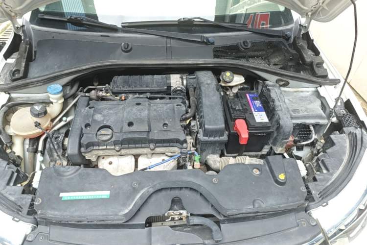 Used Citroen C3-XR 2015 1.6L Automatic Smart Version Engine Bay