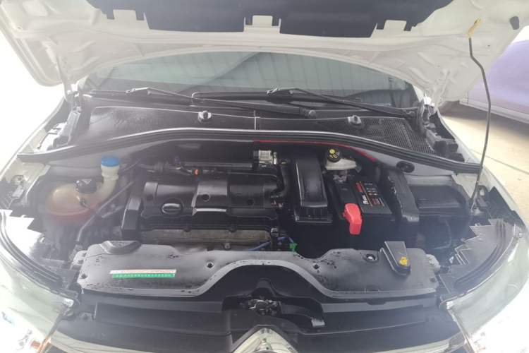 Used Citroen C3-XR 2015 1.6L Manual Pioneer Model Engine Bay