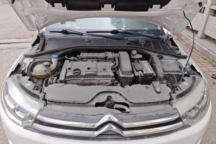 Used Citroen C3-XR 2015 1.6L Manual Pioneer Model Engine Bay