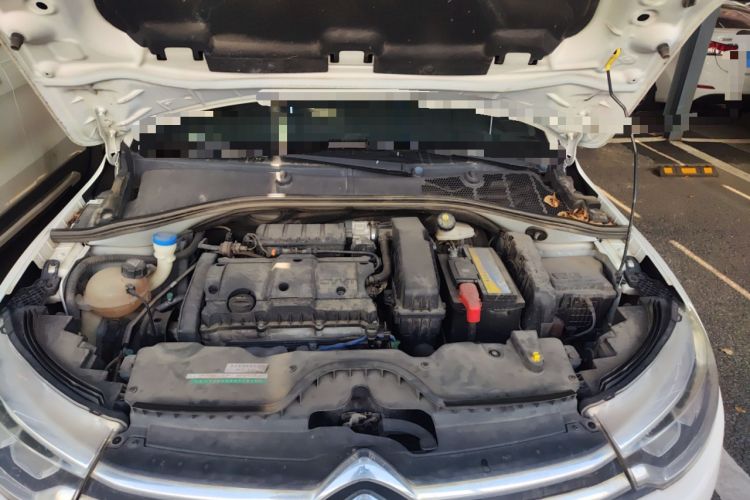 Used Citroen C3-XR 2015 1.6L Automatic Pioneer Model Engine Bay