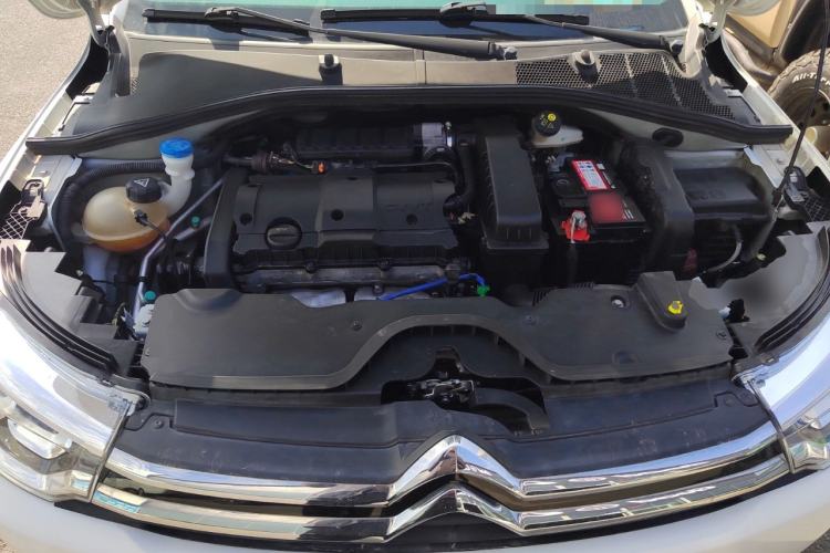 Used Citroen C3-XR 2015 1.6L Automatic Smart Version Engine Bay
