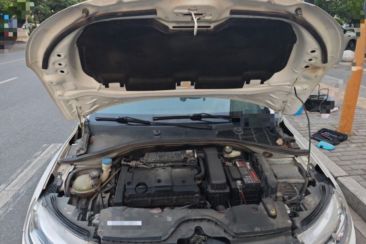 Used Citroen C3-XR 2015 1.6L Automatic Smart Version Engine Bay