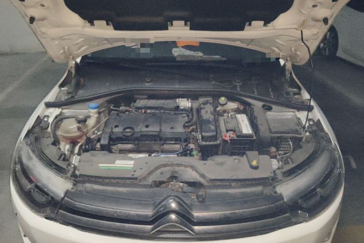 Used Citroen C3-XR 2015 1.6L Manual Pioneer Model Engine Bay