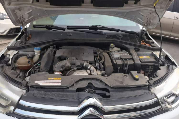 Used Citroen C3-XR 2015 1.6THP Automatic Pioneer Model Engine Bay