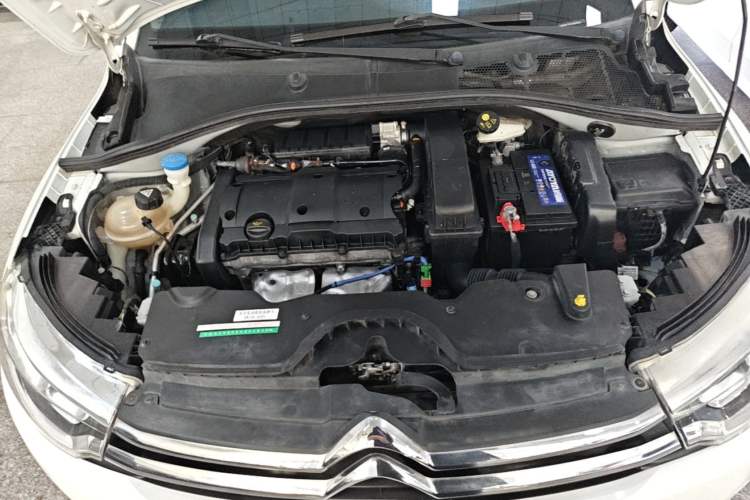 Used Citroen C3-XR 2015 1.6L Manual Pioneer Model Engine Bay