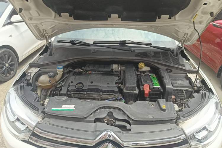 Used Citroen C3-XR 2015 1.6L Automatic Pioneer Model Engine Bay