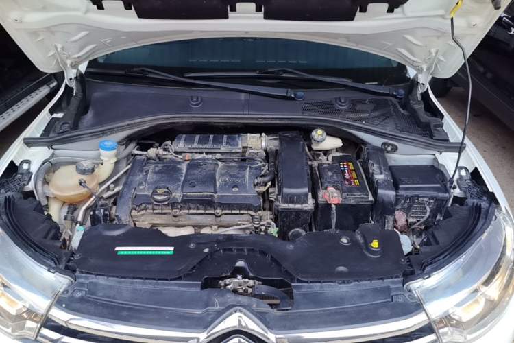 Used Citroen C3-XR 2015 1.6L Automatic Pioneer Model Engine Bay