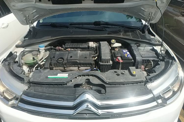 Used Citroen C3-XR 2015 1.6L Automatic Pioneer Model Engine Bay