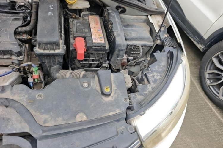Used Citroen C3-XR 2015 1.6L Manual Pioneer Model Engine Bay Left
