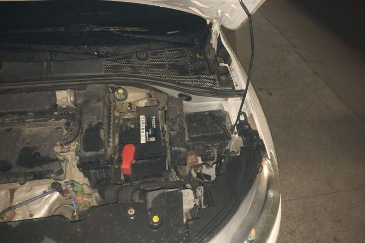 Used Citroen C3-XR 2015 1.6L Manual Pioneer Model Engine Bay Left