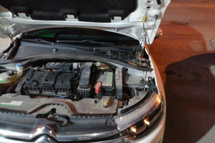 Used Citroen C3-XR 2015 1.6L Automatic Pioneer Model Engine Bay Left