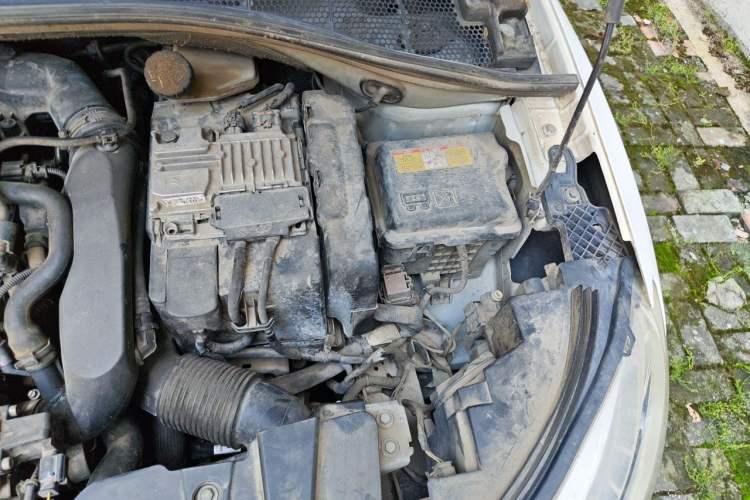 Used Citroen C3-XR 2015 1.6THP Automatic Pioneer Model Engine Bay Left