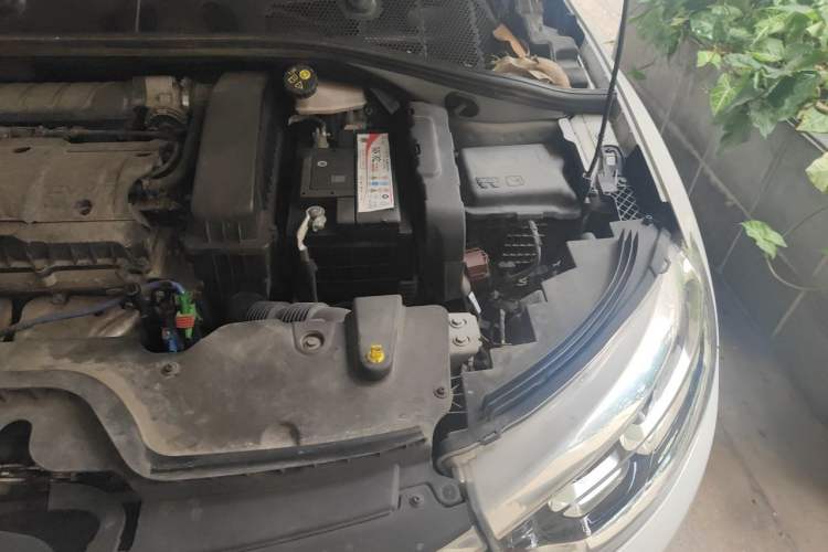 Used Citroen C3-XR 2015 1.6L Manual Pioneer Model Engine Bay Left