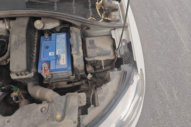 Used Citroen C3-XR 2015 1.6L Manual Pioneer Model Engine Bay Left