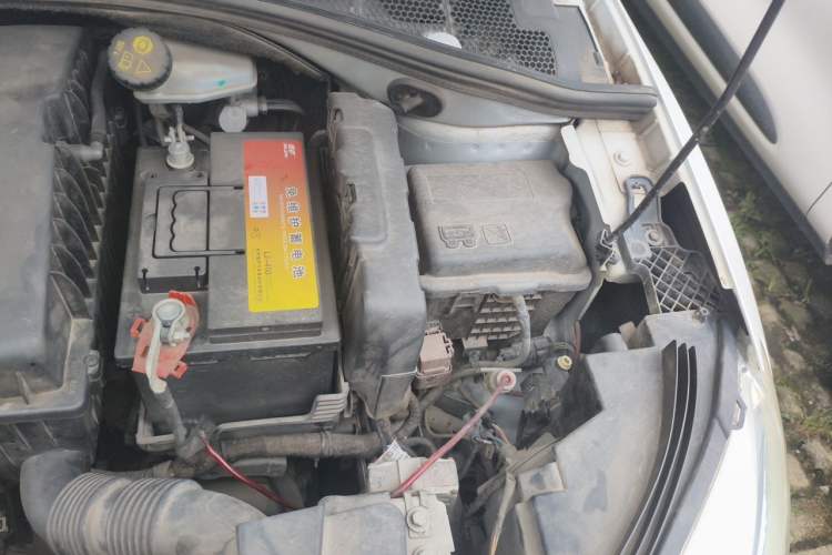 Used Citroen C3-XR 2015 1.6L Automatic Pioneer Model Engine Bay Left