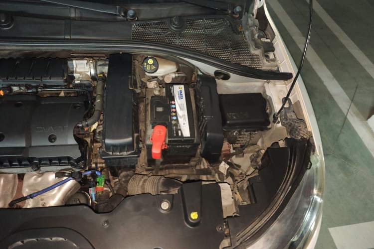Used Citroen C3-XR 2015 1.6L Automatic Pioneer Model Engine Bay Left