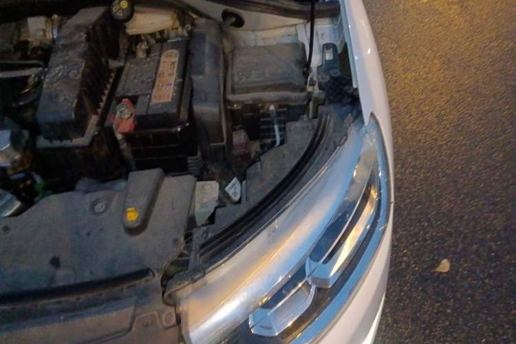 Used Citroen C3-XR 2015 1.6L Automatic Pioneer Model Engine Bay Left