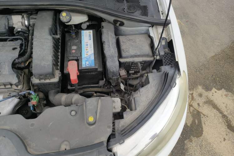 Used Citroen C3-XR 2015 1.6L Automatic Pioneer Model Engine Bay Left