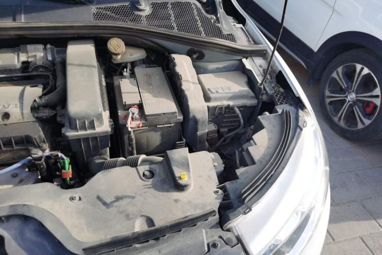 Used Citroen C3-XR 2015 1.6L Manual Pioneer Model Engine Bay Left