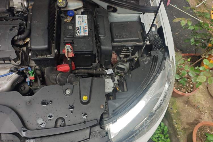 Used Citroen C3-XR 2015 1.6L Manual Fashion Edition Engine Bay Left