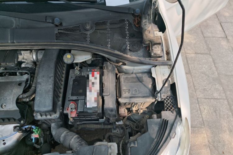 Used Citroen C3-XR 2015 1.6L Manual Pioneer Model Engine Bay Left