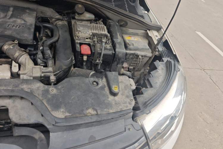 Used Citroen C3-XR 2015 1.6THP Automatic Flagship Model Engine Bay Left