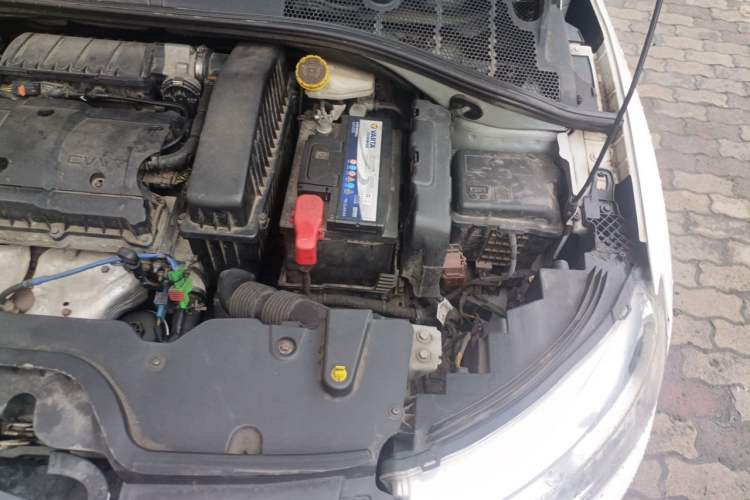 Used Citroen C3-XR 2015 1.6L Manual Pioneer Model Engine Bay Left