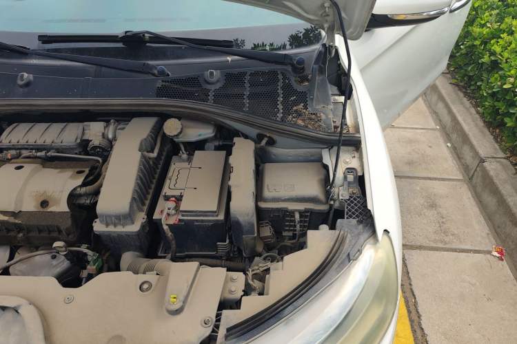 Used Citroen C3-XR 2015 1.6L Automatic Pioneer Model Engine Bay Left