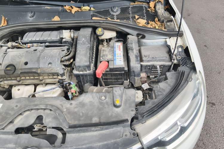 Used Citroen C3-XR 2015 1.6L Manual Pioneer Model Engine Bay Left