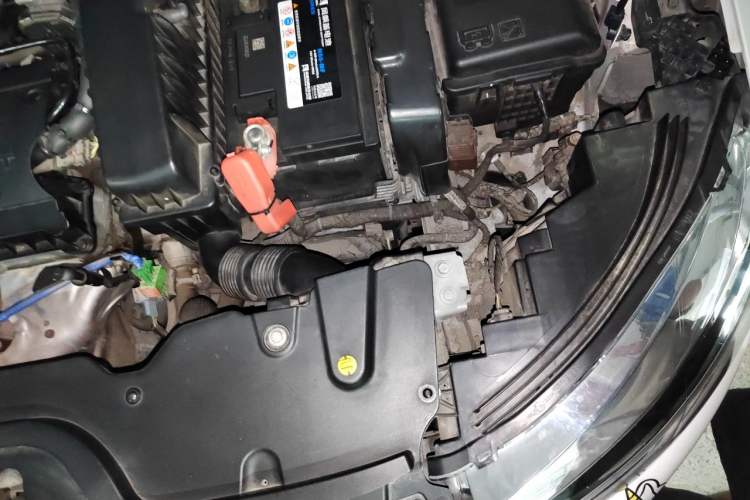 Used Citroen C3-XR 2015 1.6L Automatic Pioneer Model Engine Bay Left