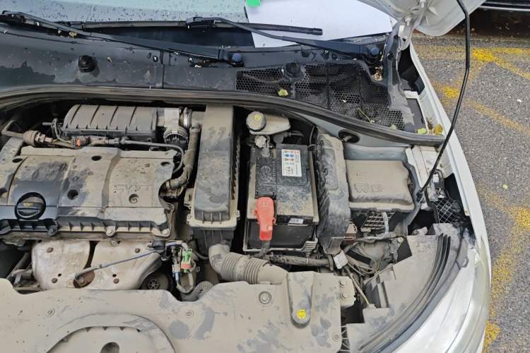 Used Citroen C3-XR 2015 1.6L Manual Pioneer Model Engine Bay Left