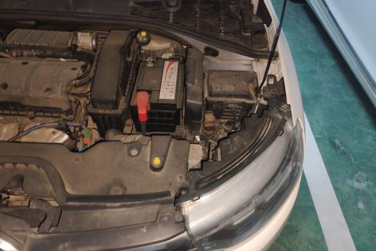 Used Citroen C3-XR 2015 1.6L Automatic Pioneer Model Engine Bay Left
