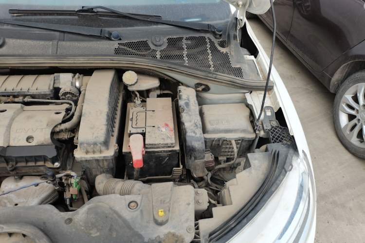 Used Citroen C3-XR 2015 1.6L Manual Pioneer Model Engine Bay Left