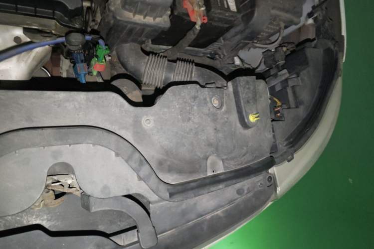 Used Citroen C3-XR 2015 1.6L Automatic Pioneer Model Engine Bay Left