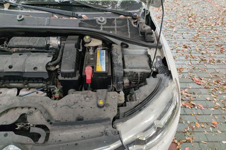 Used Citroen C3-XR 2015 1.6L Automatic Pioneer Model Engine Bay Left