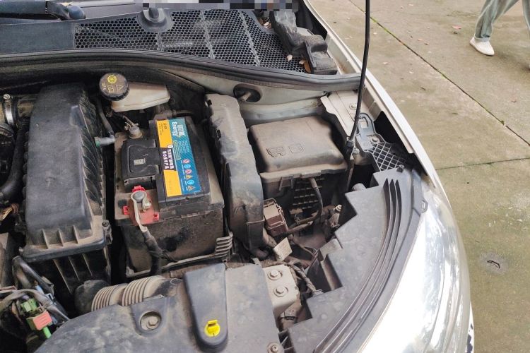 Used Citroen C3-XR 2015 1.6L Automatic Pioneer Model Engine Bay Left