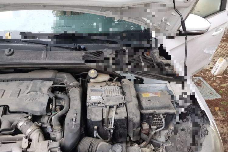Used Citroen C3-XR 2015 1.6THP Automatic Pioneer Model Engine Bay Left