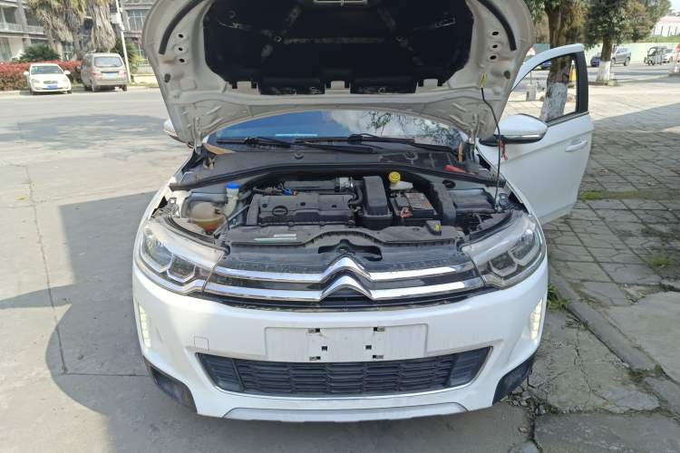 Used Citroen C3-XR 2015 1.6L Manual Pioneer Model Engine Bay