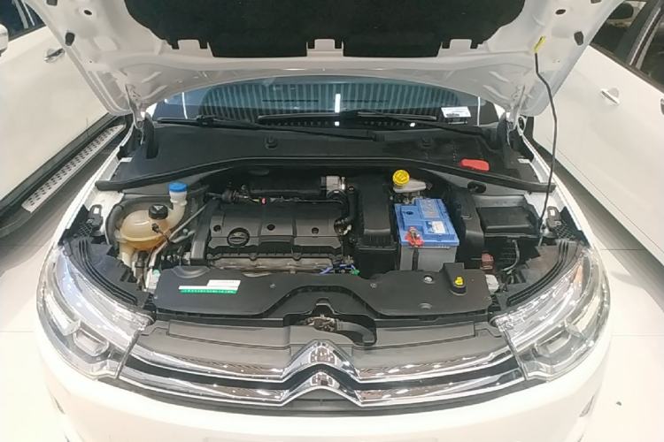 Used Citroen C3-XR 2015 1.6L Automatic Pioneer Model Engine Bay