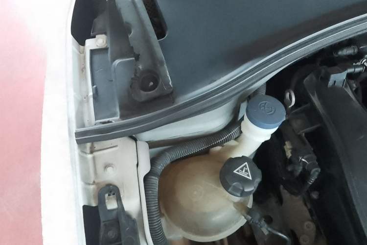 Used Citroen C3-XR 2015 1.6THP Automatic Pioneer Model Engine Bay Right
