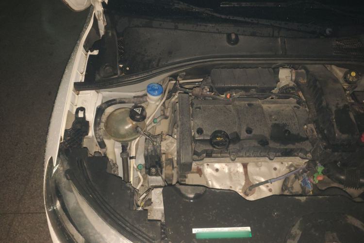 Used Citroen C3-XR 2015 1.6L Manual Pioneer Model Engine Bay Right