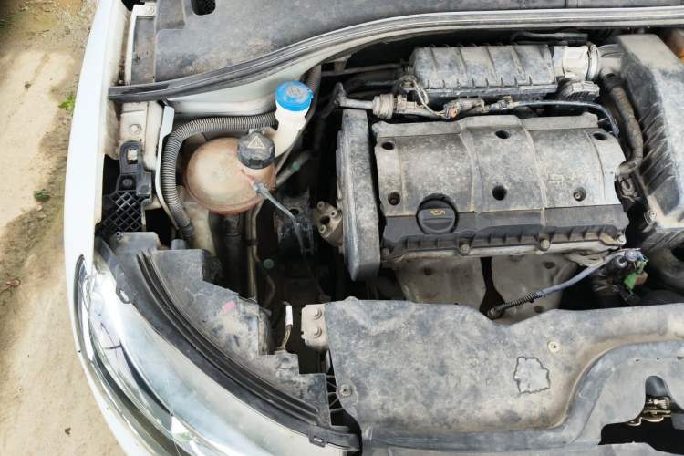 Used Citroen C3-XR 2015 1.6L Automatic Pioneer Model Engine Bay Right