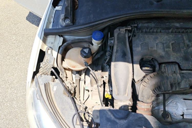 Used Citroen C3-XR 2015 1.6THP Automatic Pioneer Model Engine Bay Right
