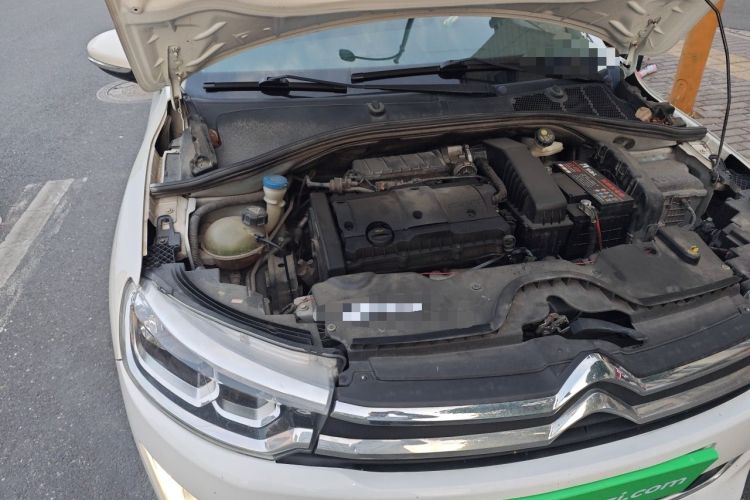 Used Citroen C3-XR 2015 1.6L Automatic Smart Version Engine Bay Right