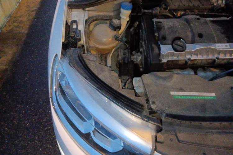 Used Citroen C3-XR 2015 1.6L Automatic Pioneer Model Engine Bay Right