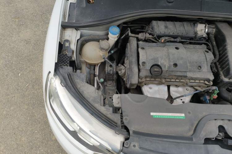 Used Citroen C3-XR 2015 1.6L Automatic Pioneer Model Engine Bay Right