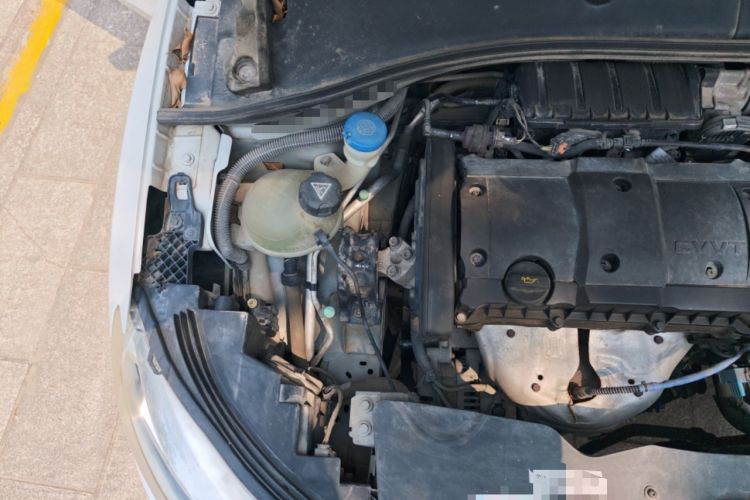 Used Citroen C3-XR 2015 1.6L Manual Pioneer Model Engine Bay Right