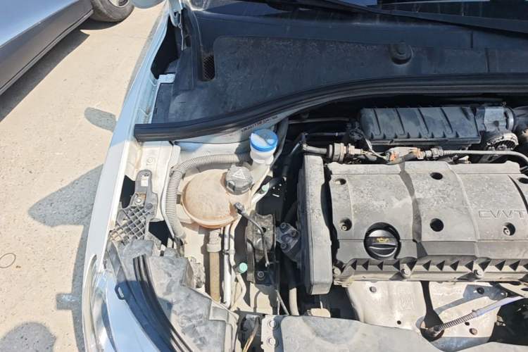 Used Citroen C3-XR 2015 1.6L Automatic Pioneer Model Engine Bay Right